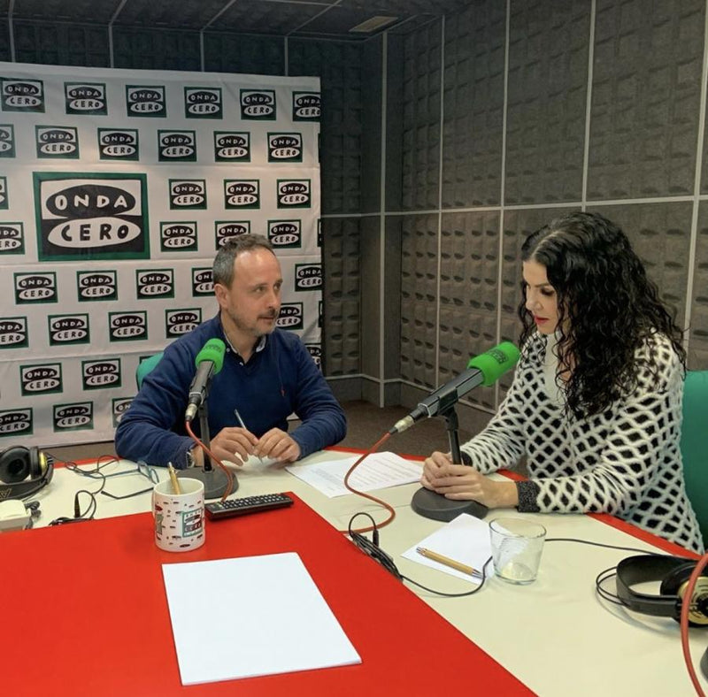 Yolanda Albelda habla de tratamientos ideales para fiestas y eventos en Compostela en la Onda